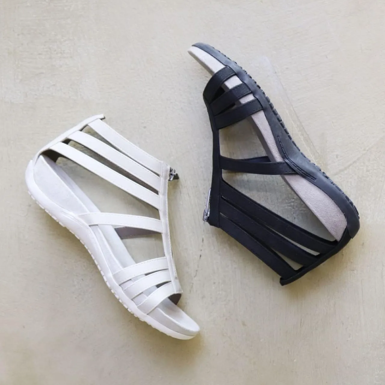 BEARPAW Women's Ronda Sandal | Women's Sandal | Women's Shoe | Comfortable & Lightweight | Multiple Colors & Sizes