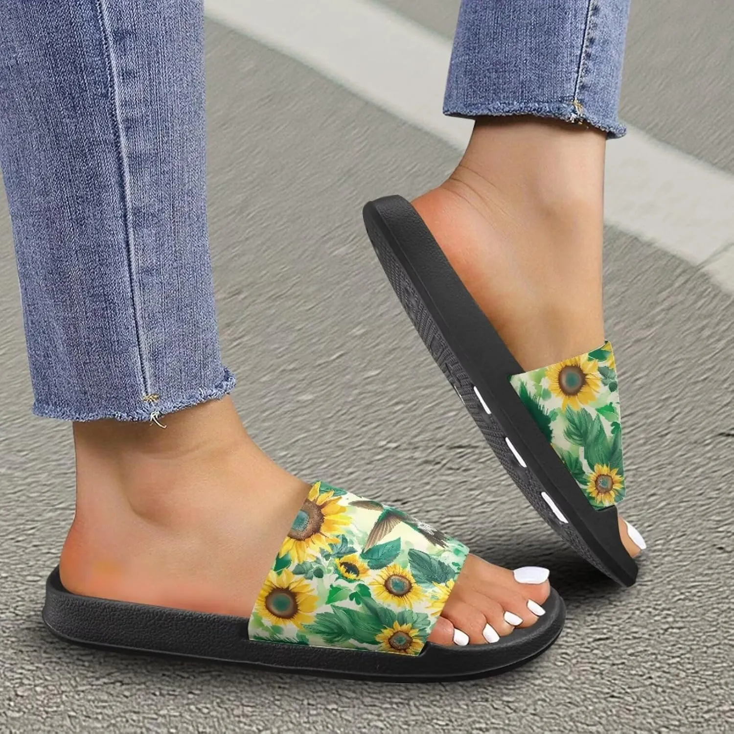Coloranimal Slippers for Women Sandals Women Comfortable Slide Sandals with Non Slip Sole Fashion Lightweight Shower Shoes House Slippers
