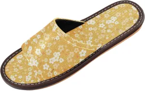 Cute Cherry Blossom Yellow Men Women Casual Shower Slippers Ultralight Anti-slip Sandals for Home Home Bedroom