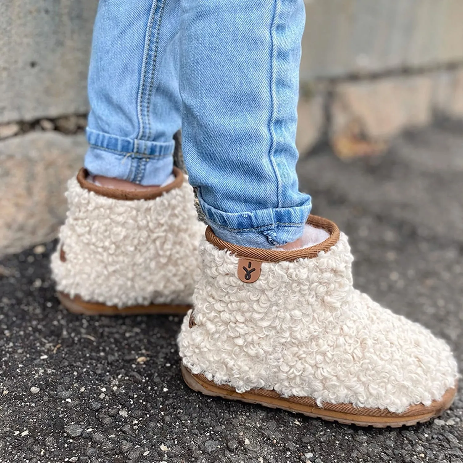 EMU Australia Kids Wallaby Mini Teddy Deluxe Wool EMU Boots