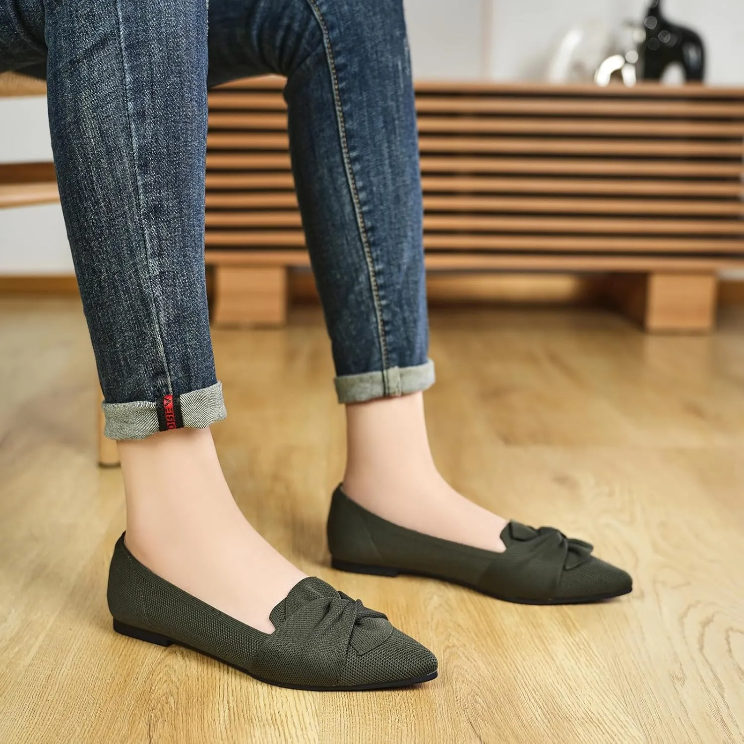Flats for Womens Pointed Toe Ballet Flats with Bow Comfortable Knit Dressy Flats