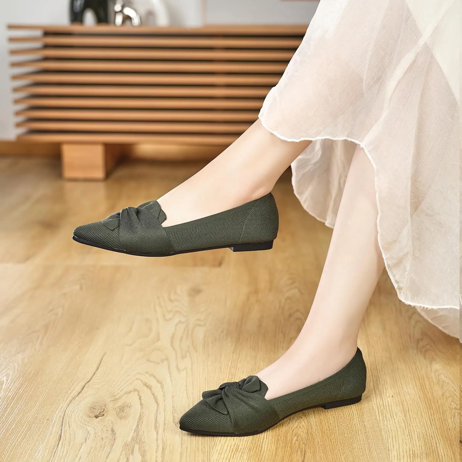 Flats for Womens Pointed Toe Ballet Flats with Bow Comfortable Knit Dressy Flats