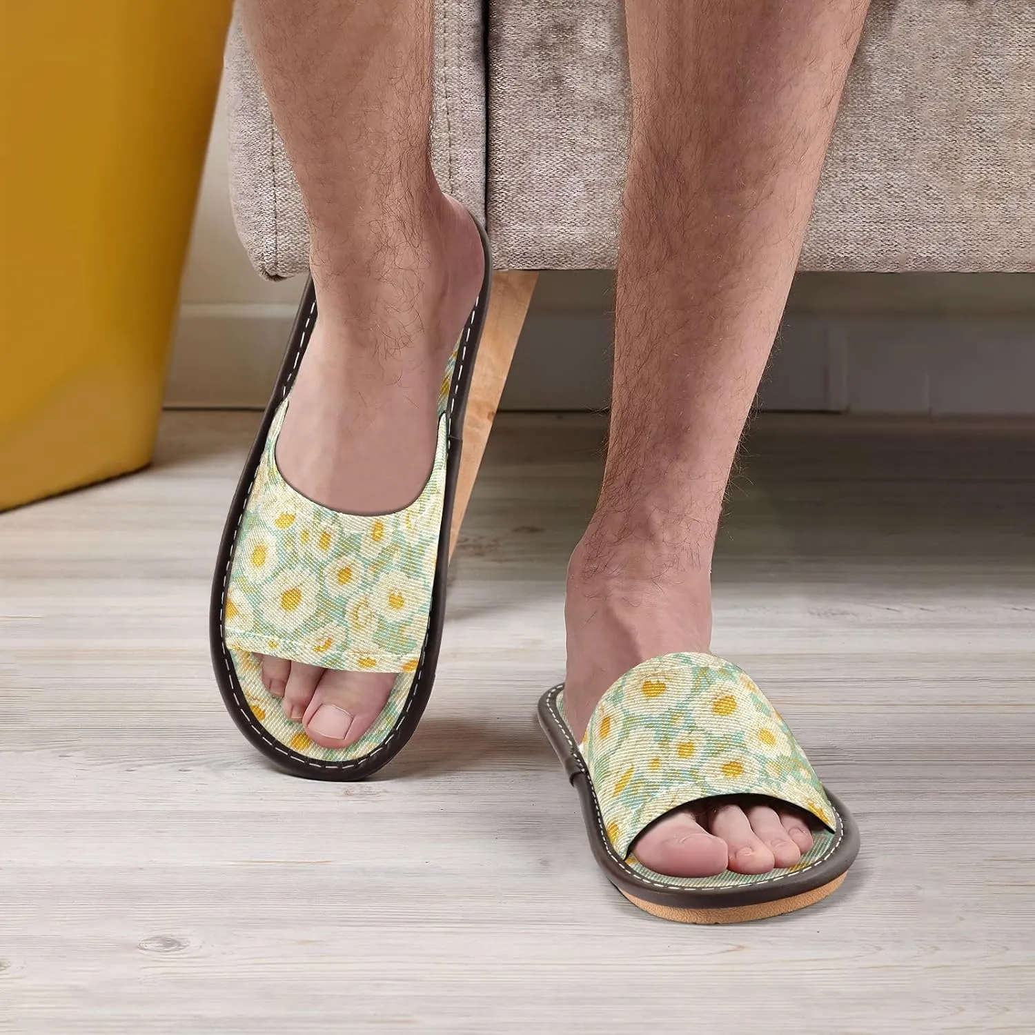 Glowing White Daisy Womens Spa Shower Slippers Summer Beach Sandals for Hotel Outdoor Outdoor