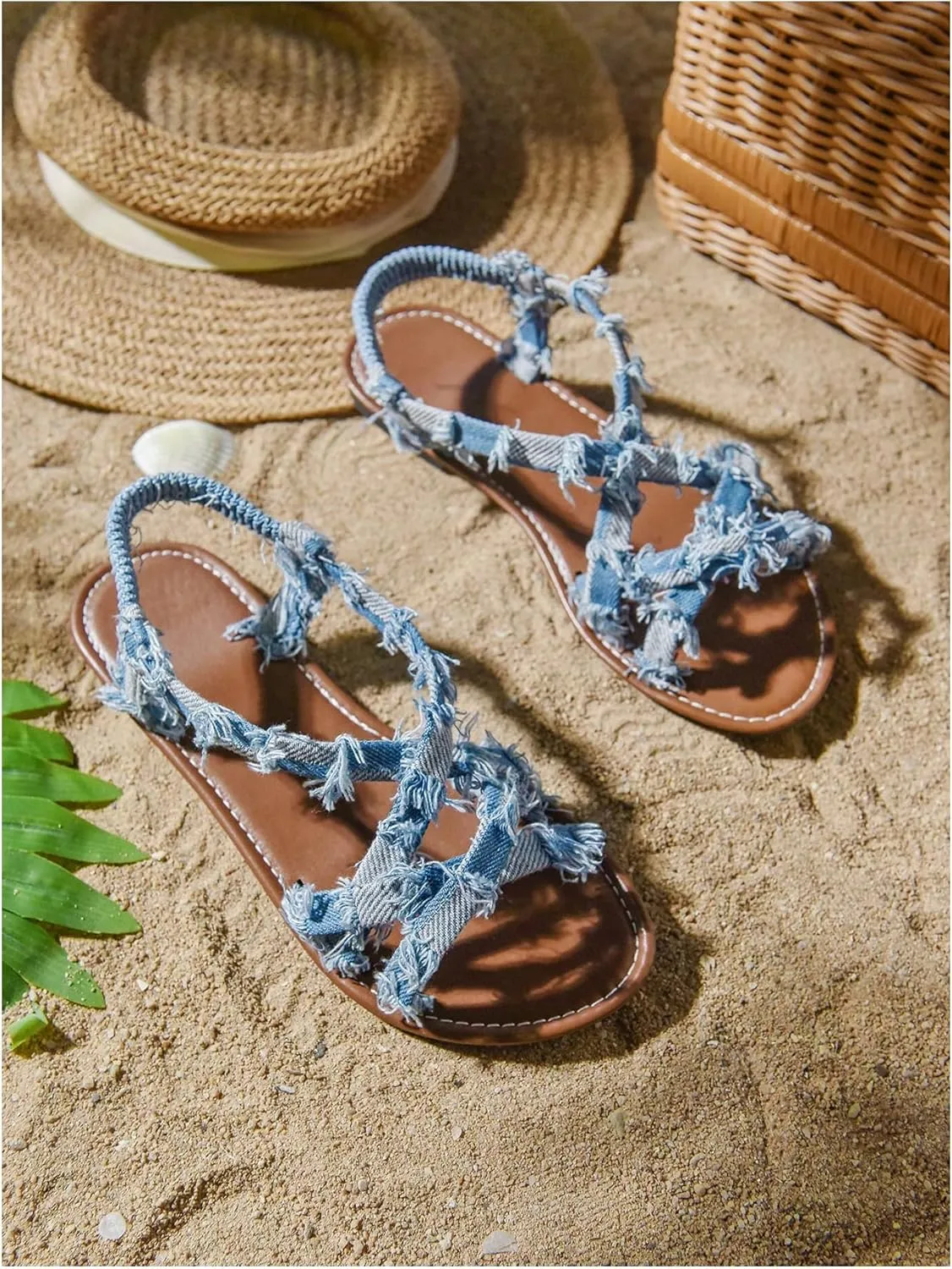 GORGLITTER Women's Leopard Strappy Flat Sandals Y2K Criss Cross Strap Open Toe Slingback Cheetah Slide Sandals