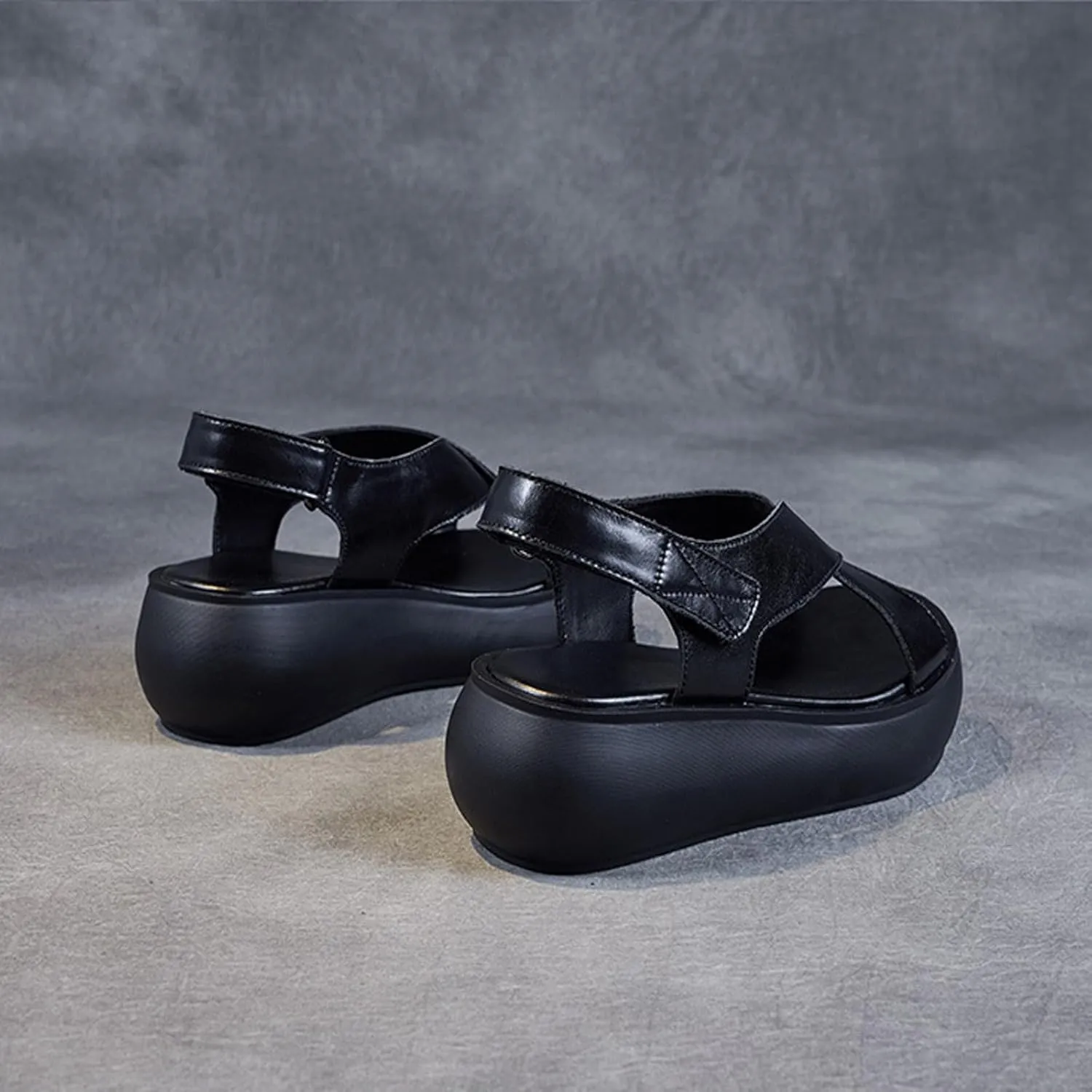 Handmade Genuine Leather Thick-Soled Wedge Sandals, Fashionable Retro Style Non-Slip Thick Heel Round Open Toe Sandals with Adjustable Hook and Loop, Suitable for Daily Wear