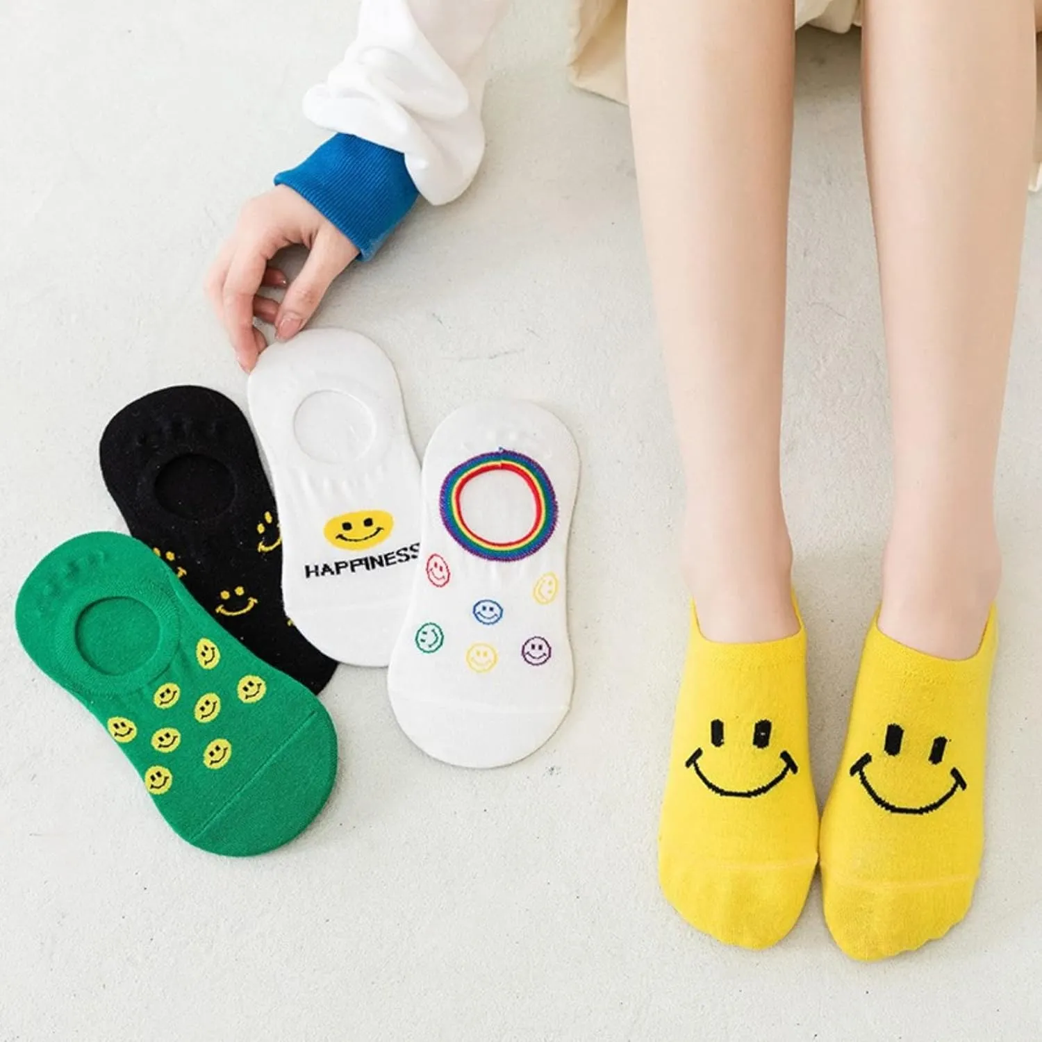 Kawaii Women No Show Socks with Smiley Face Non Slip Cushioned Invisible Liner Low Cut Socks 5 Pairs