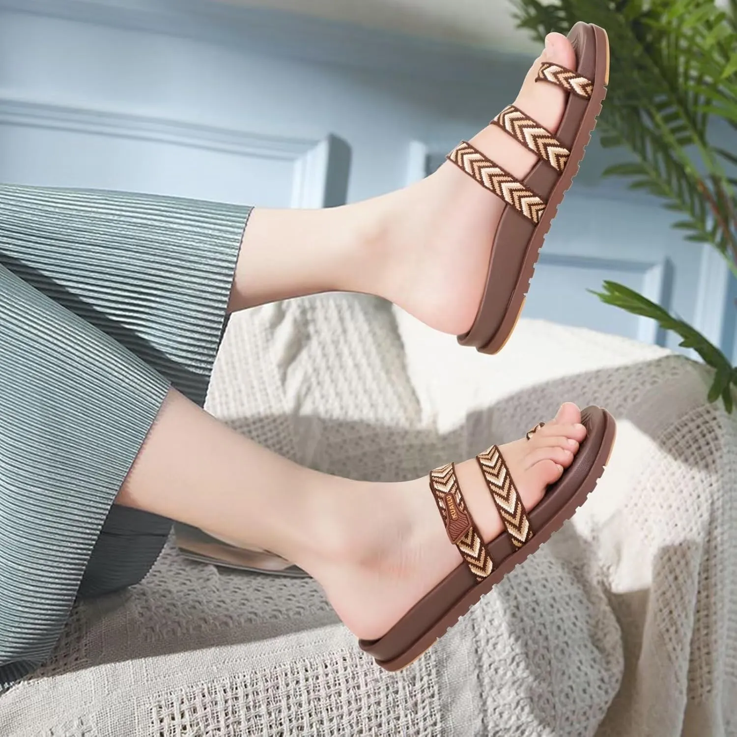KuaiLu Womens Slides Sandals with Plantar Fasciitis Arch Support Fashion Comfort Adjustable Flat Sandals Ladies Lightweight Orthotic Slip on Sandals