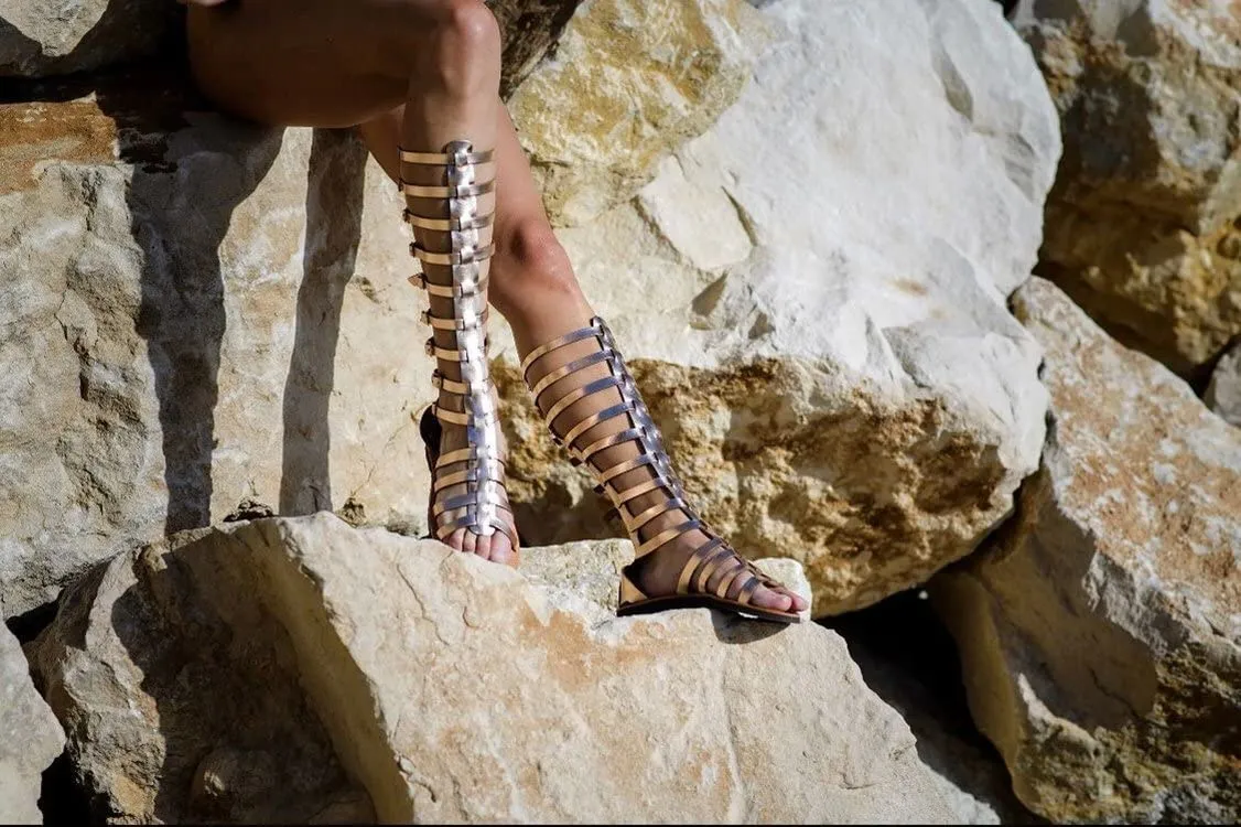Lace Up Knee High Gladiator Sandals for Women Flat Caged Buckle Strapy Sandals Casual Summer Back Zipper PU Leather Sandals