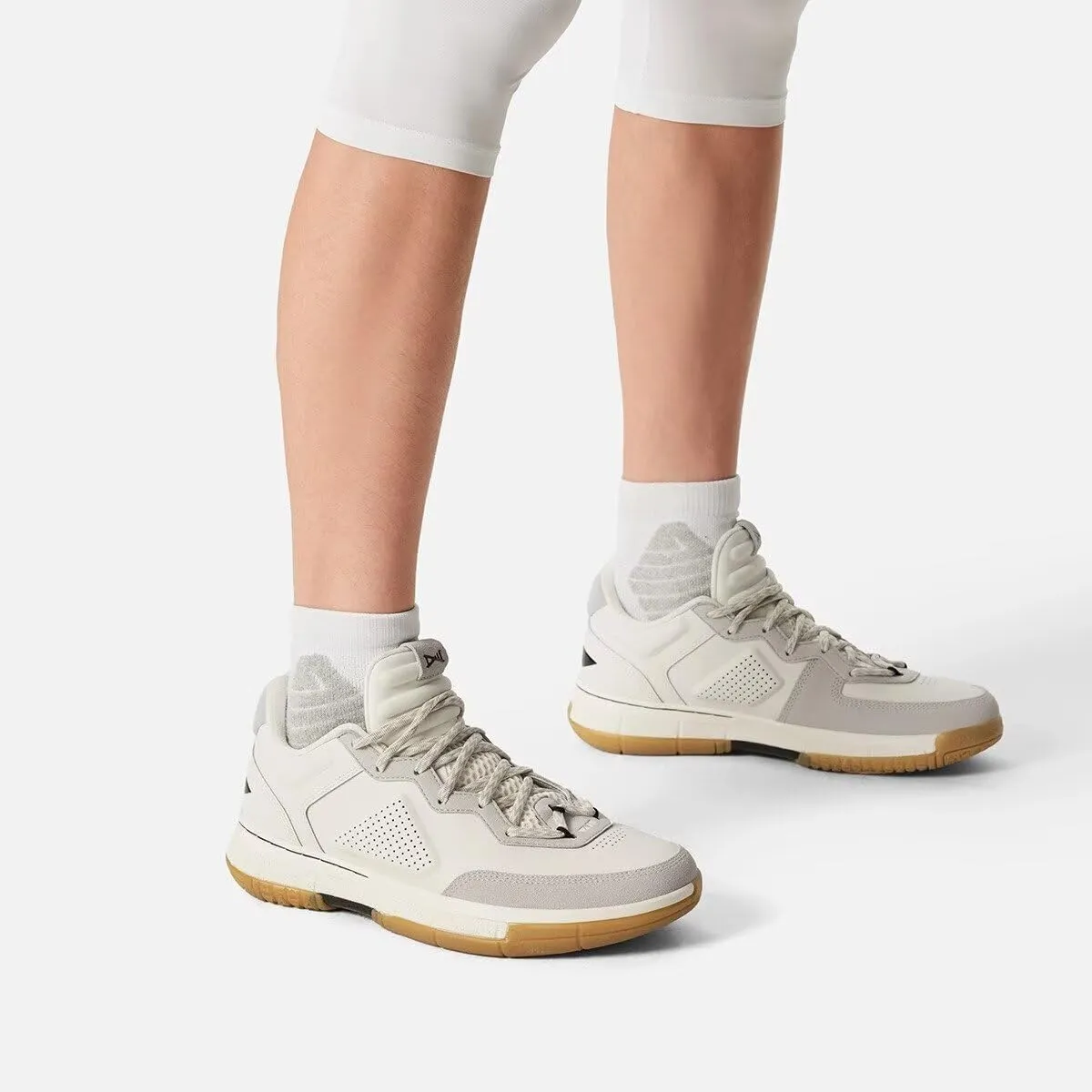 LI-NING Wow 1 Low Men Basketball Shoes Anti-Slip Professional Shock Absorption Sports Sneakers ABAU099