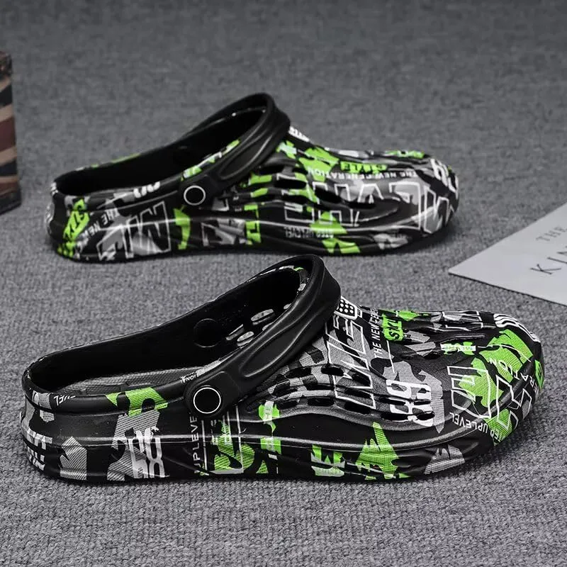 Men's Clog Shoes Slip-On Lightweight Waterproof Garden Sandals, Breathable Camouflage Indoor Outdoor Slippers with Adjustable Strap