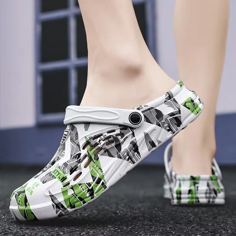Men's Clog Shoes Slip-On Lightweight Waterproof Garden Sandals, Breathable Camouflage Indoor Outdoor Slippers with Adjustable Strap
