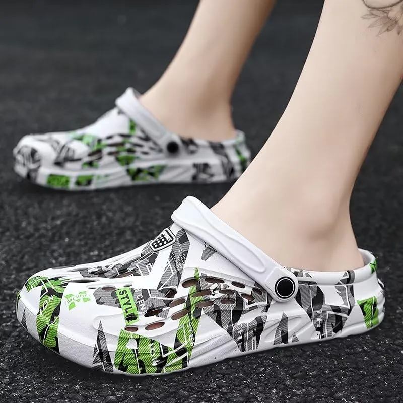Men's Clog Shoes Slip-On Lightweight Waterproof Garden Sandals, Breathable Camouflage Indoor Outdoor Slippers with Adjustable Strap