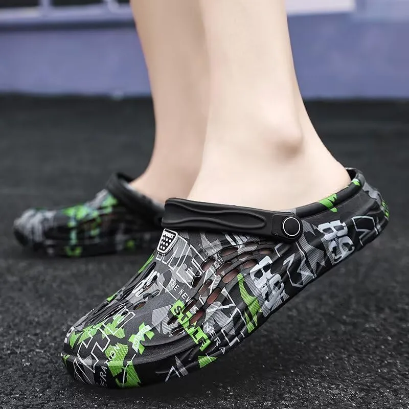 Men's Clog Shoes Slip-On Lightweight Waterproof Garden Sandals, Breathable Camouflage Indoor Outdoor Slippers with Adjustable Strap