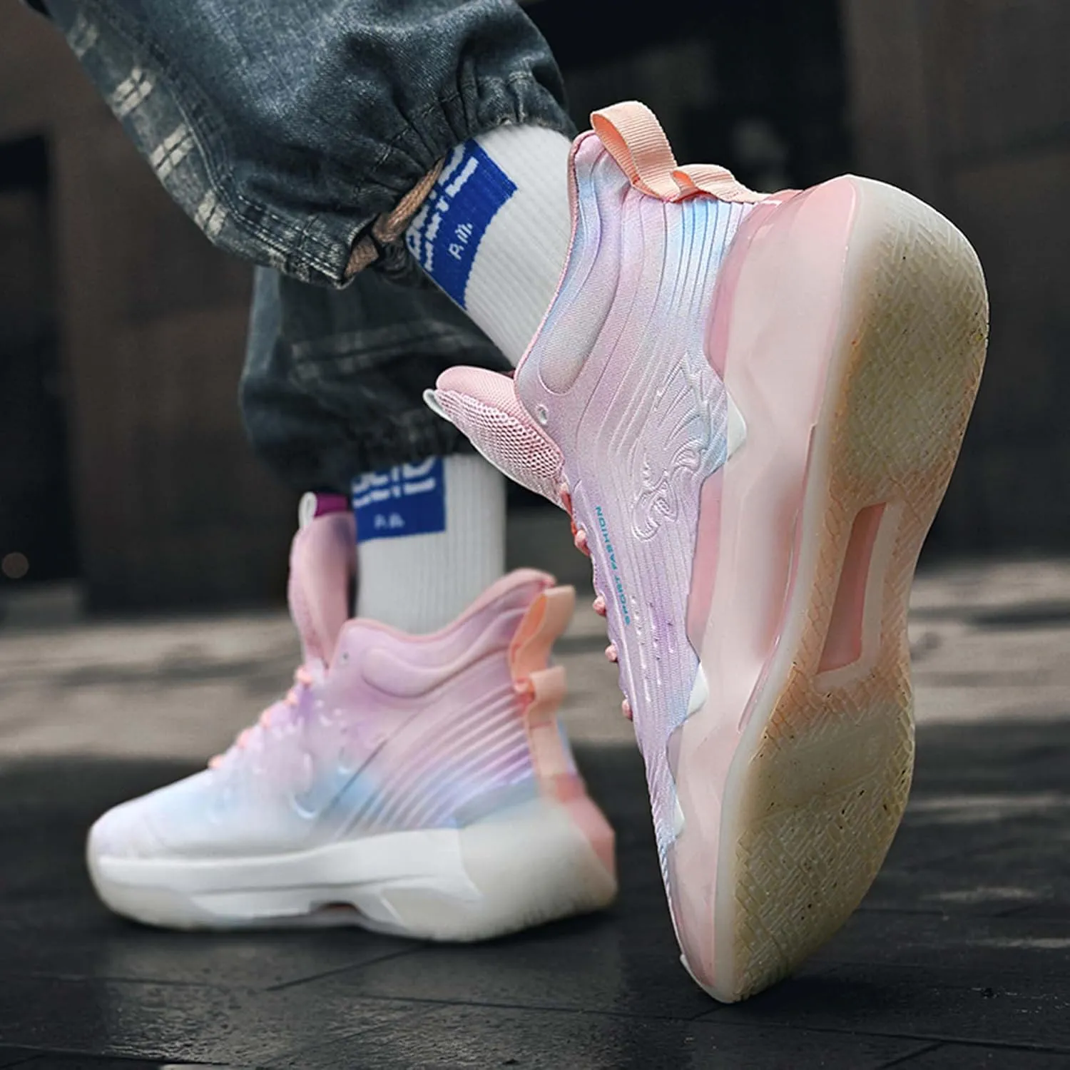 Men's Fashion Breathable Basketball Shoes Lightweight Anti-Slip Sneakers Wear-Resistant Rebound Running Shoes Personalized Casual Sports Basketball Women's Shoes