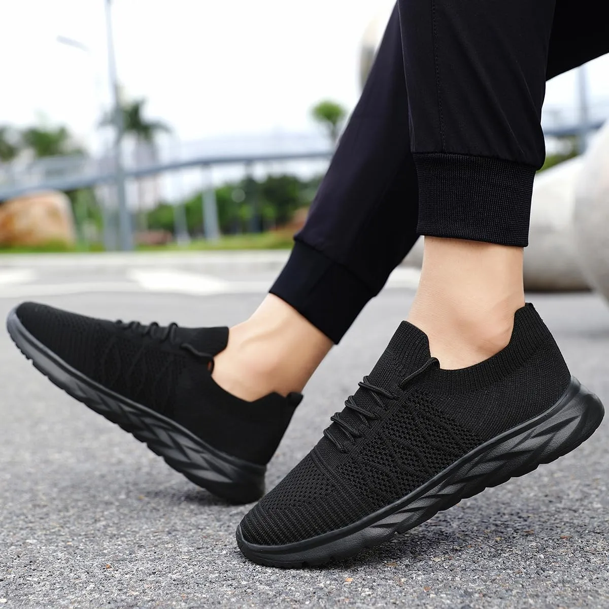 Mens Slip On Running Sneakers Walking Trainers Athletic Gym Fitness Sport Shoes Non Slip Breathable Mesh Workout Fashion Breathable Comfortable