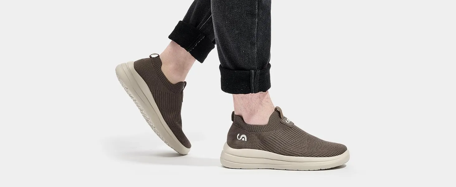 Men's Slip On Sneakers Walking Shoes Wide， Casual Soft Breathable Slip in Sock Sneakers，Non-Slip Rubber Sole, Workout,Athletic