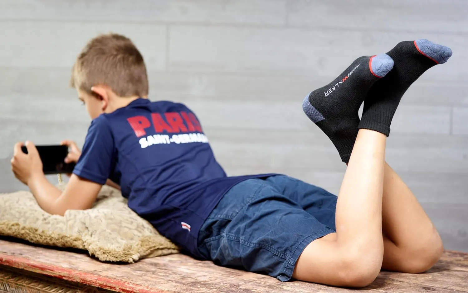 MoonWalker Extra Soft and Durable Quarter Crew Socks Made with KEMP (US Alpha)