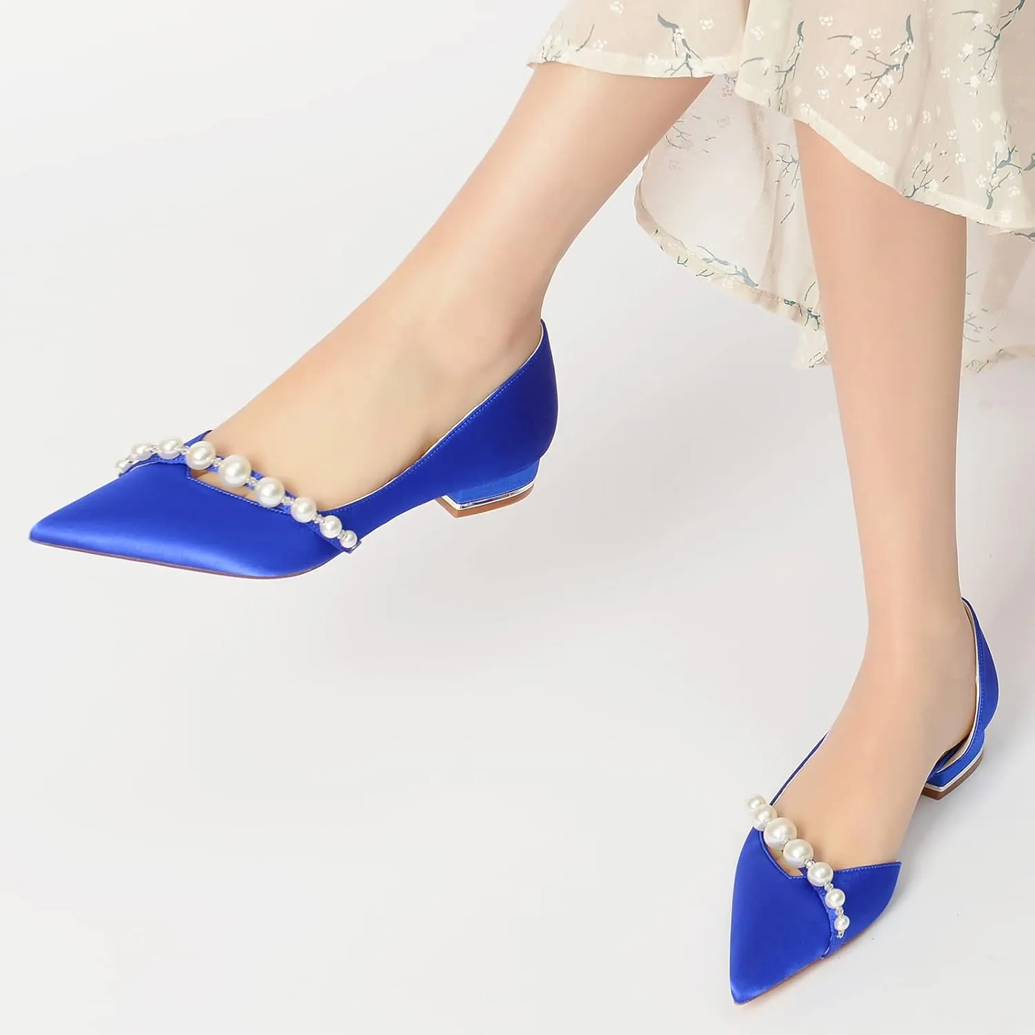 Pointed Toe Pearl Wedding Flats Comfortable Low Heels Slip On Champagne Wedding Shoes for Bride Satin Bridal Shoes Dress Pumps for Women