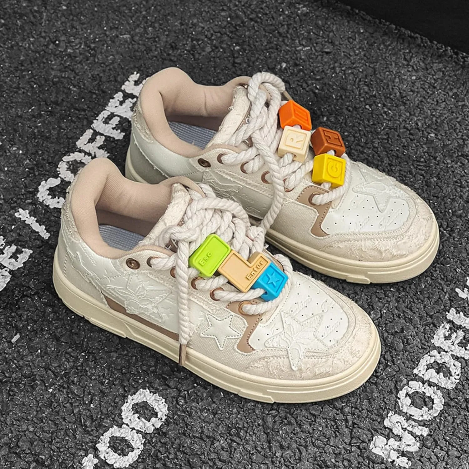 Premium Leather Y2K Retro Star Pattern Sneakers for Casual Wear with Comfortable Fit and Non-Slip Sole