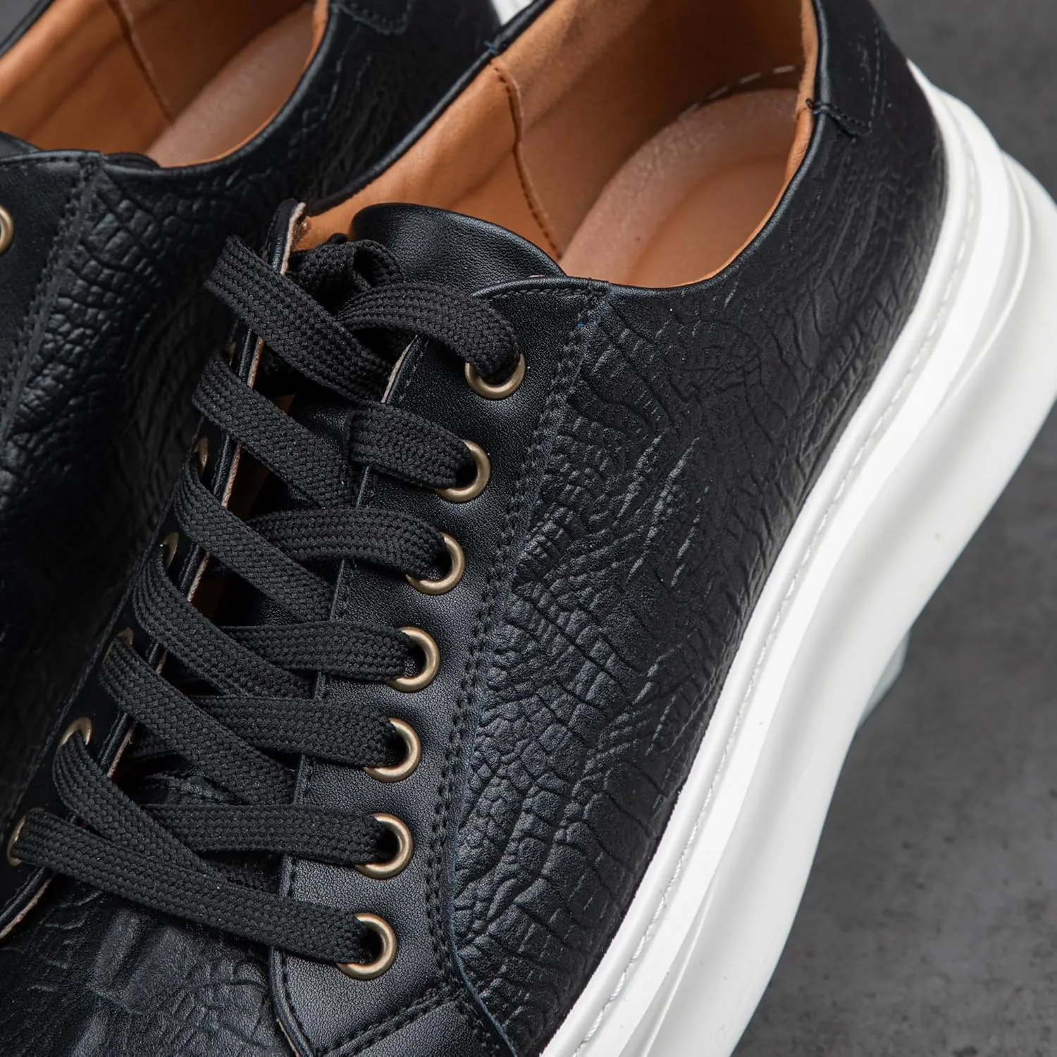 Qidordour Welford Men's Casual Skate Shoes Fashion Leather Walking Shoes