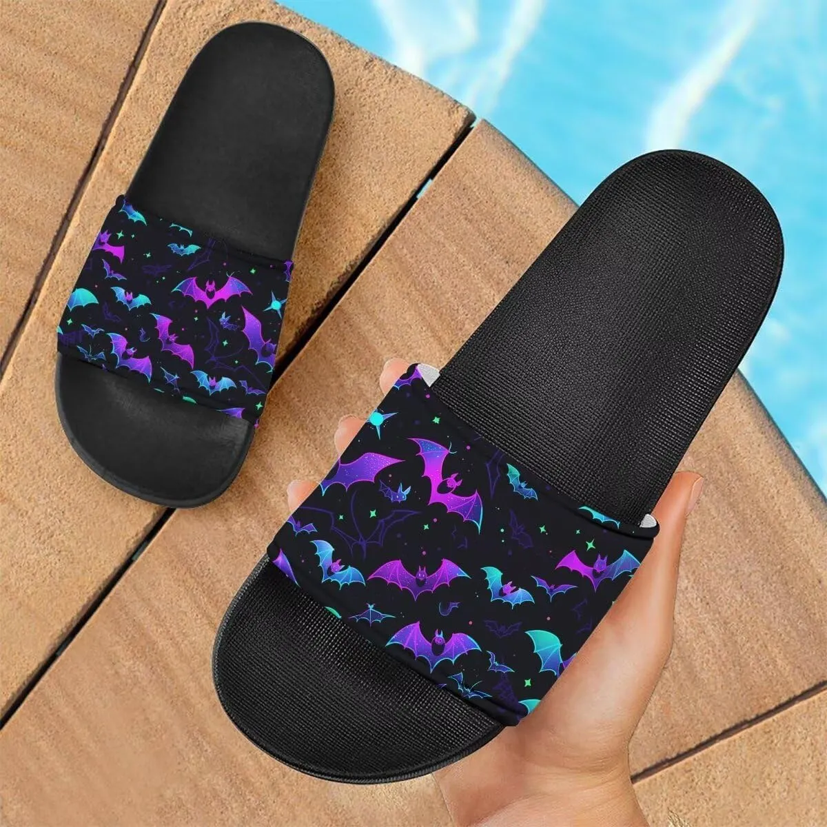 Sandals Women Comfortable Lightweight Summer Sandals Non Slip Slides Spooky Bat Print Beach Hotel Indoor Outdoor