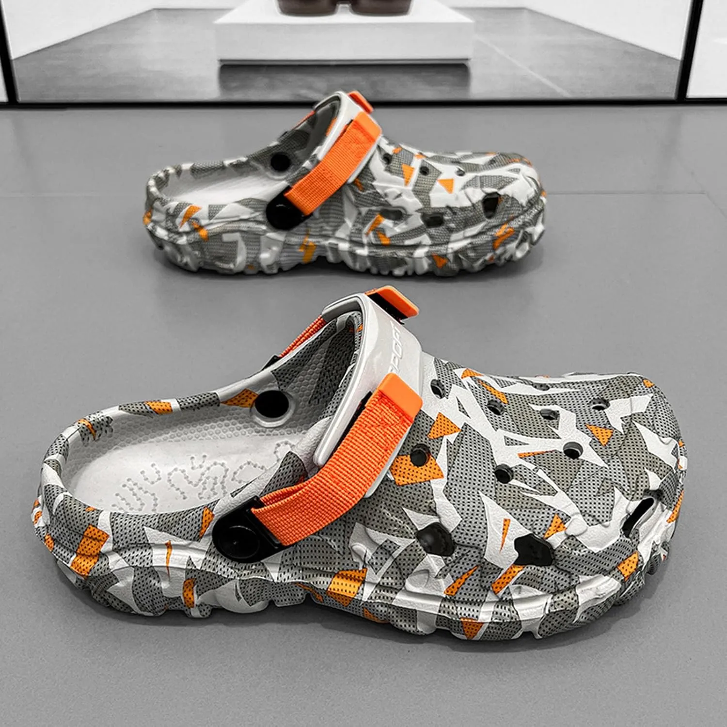 SECHRITE Men's Clogs Athletic Sports Outdoor Sandals Water Beach Shoes Slippers Sandals Lightweight Comfortable with Adjustable Back Strap - River Edge