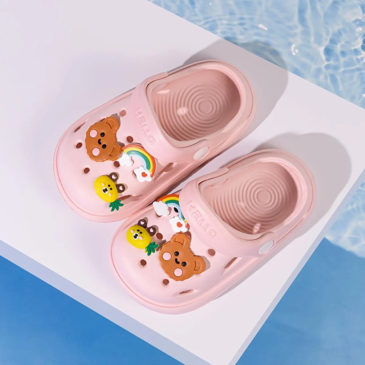 Toddler Clogs Sandals Lightweight and Breathable Water Shoes for Toddler Boys Girls Versatile Summer Beach and Pool Shoes