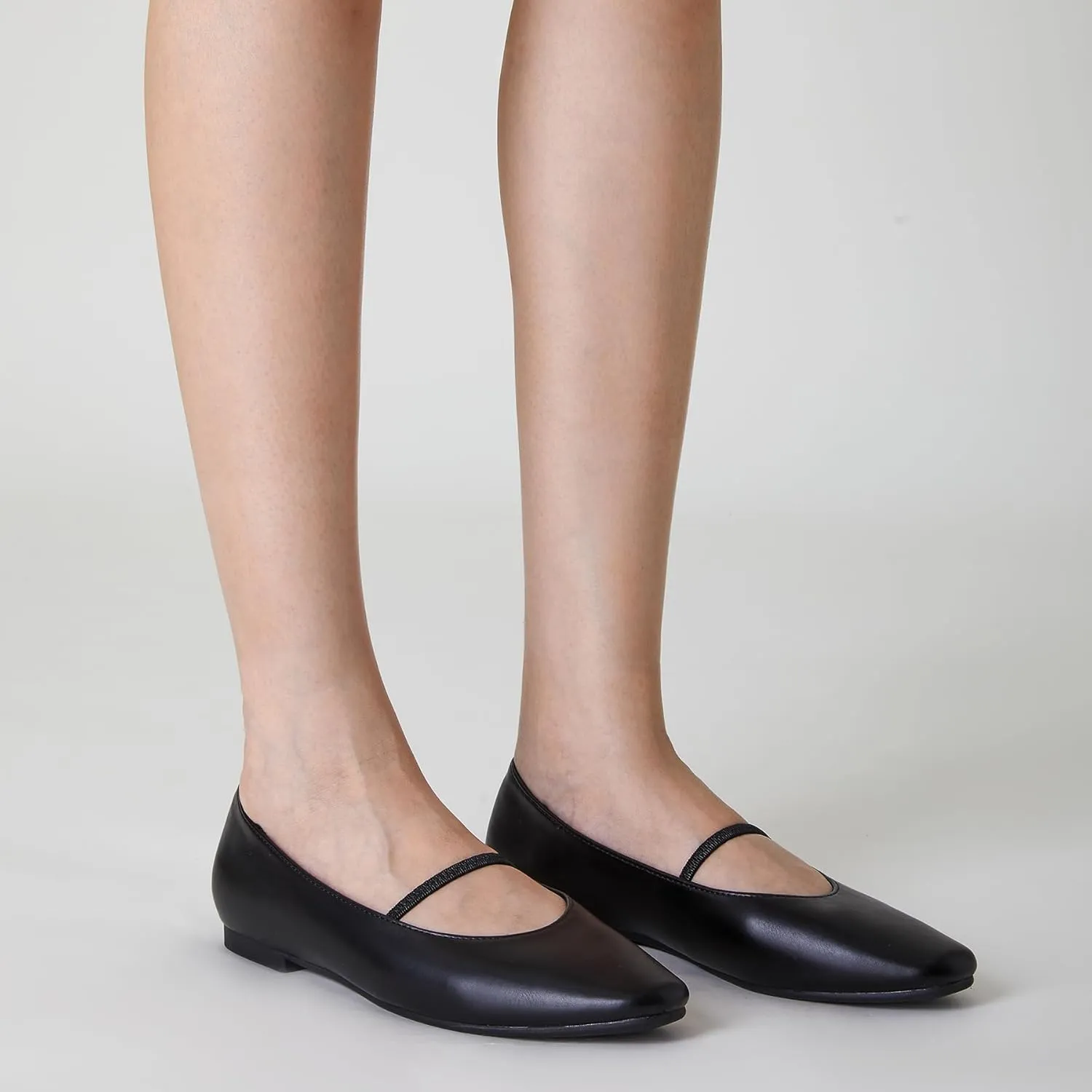 Trary Mary Jane Ballet Flats for Women - Comfortable Closed Toe Shoes With Strap