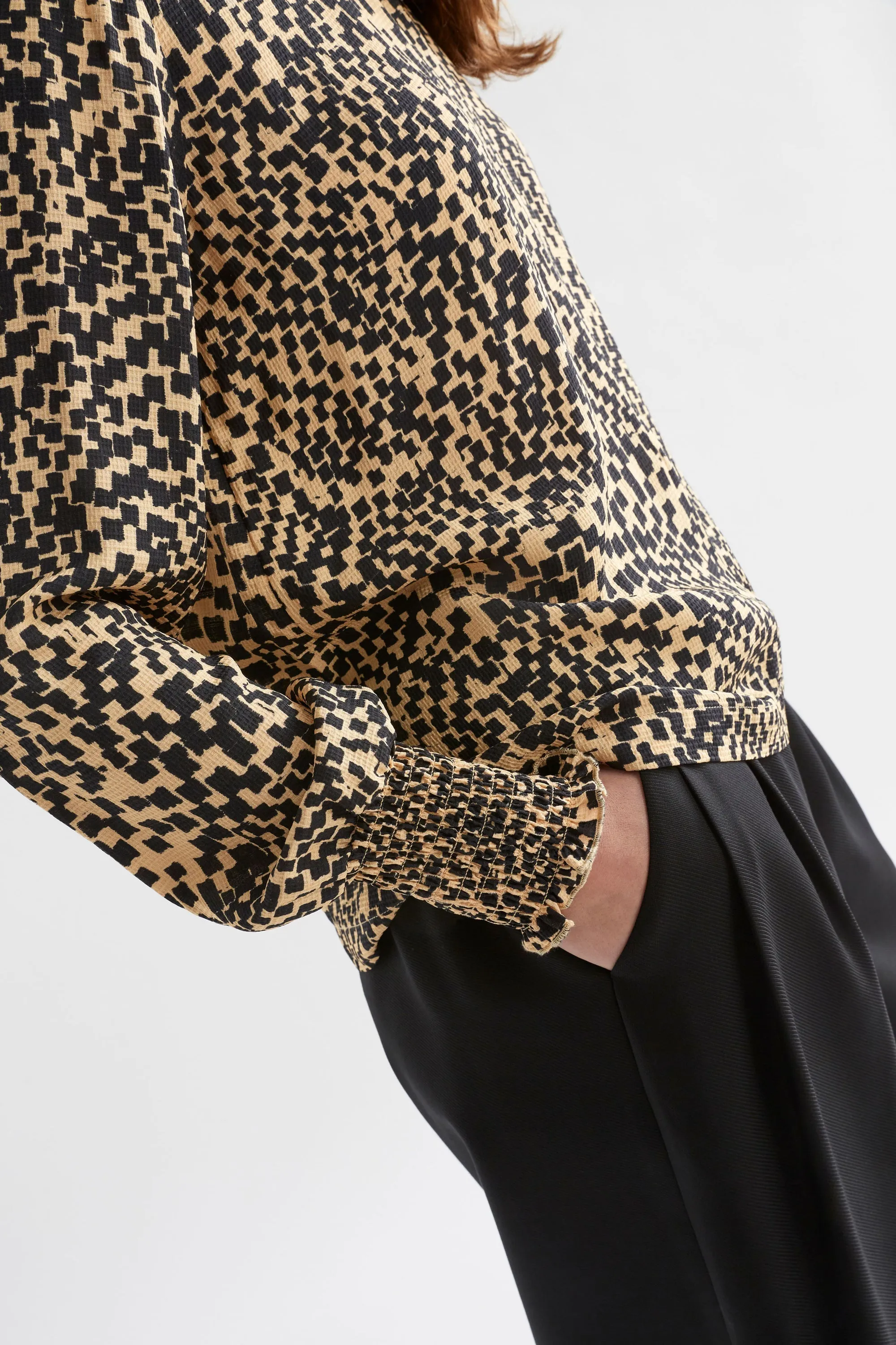 Veda Turtleneck Top - Elk The Label