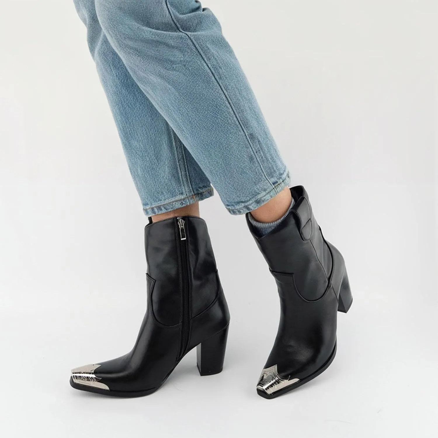 WIRALOMI Women's Western Boots, Ankle Boots with Comfortable Chunky Heel, Cowgirl Boots with Engraved Metal Square Toe, Cowgirl Boots for Women