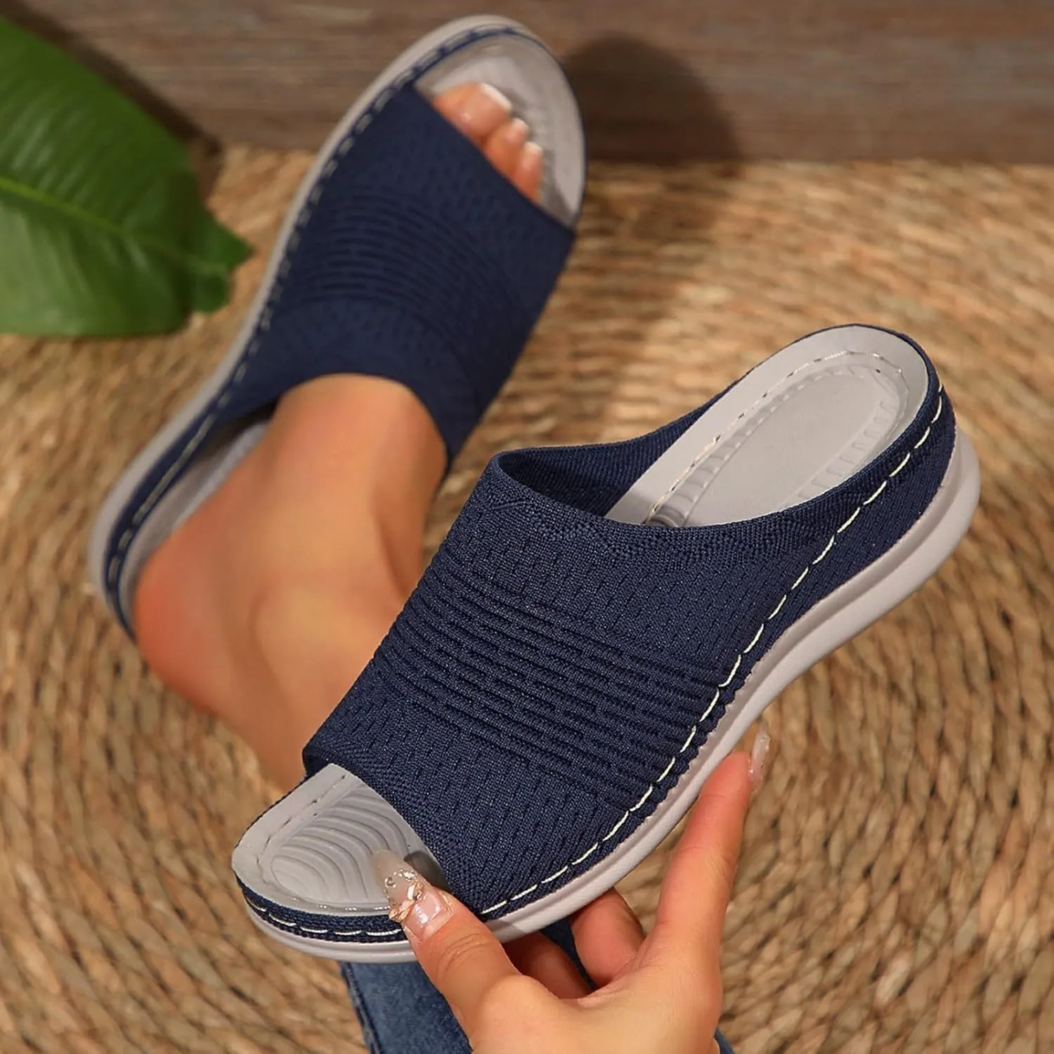 Women Slide Sandals Wide Feet Comfortable Walking Sandals Open Toe Lightweight Breathable Summer Casual Beach Shoes