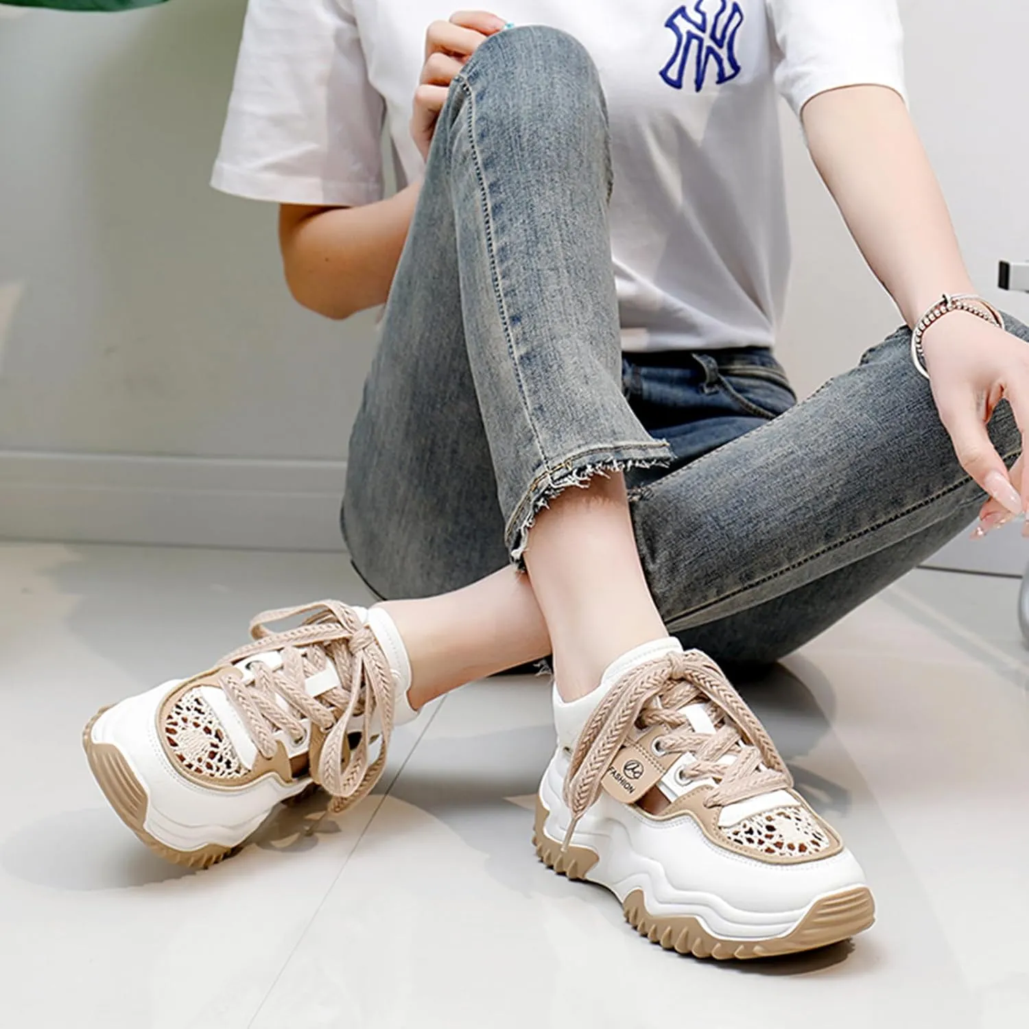 Women's Leather Hollow Increasing Platform Casual Sneakers Lace Up Non-Slip Shock Absorbing Heighten Hiking Shoes Summer Fashion Round Toe Breathable Dad Shoes